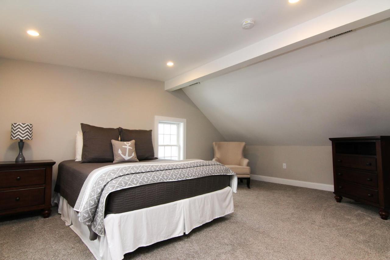 Two Bedroom With Lake View Wolfeboro Exterior photo